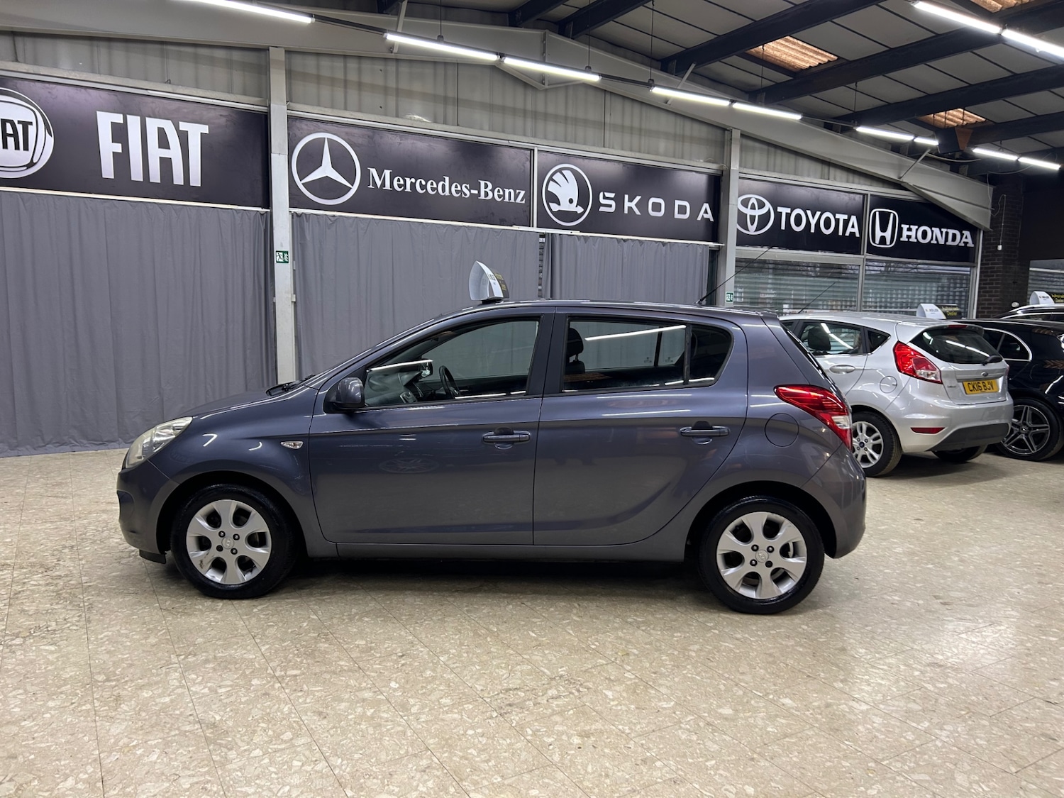 Used Hyundai i20 2009 for sale - 76858731: Photo 4