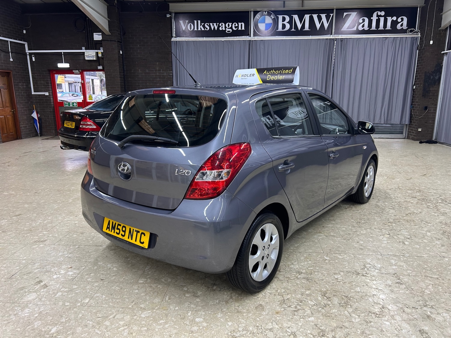 Used Hyundai i20 2009 for sale - 76858731: Photo 7