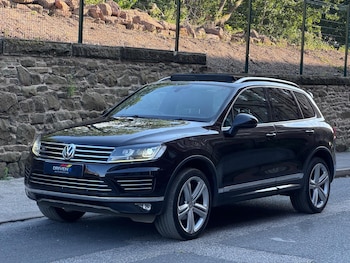 Used Volkswagen Touareg 2016 for sale - 79201449: Photo