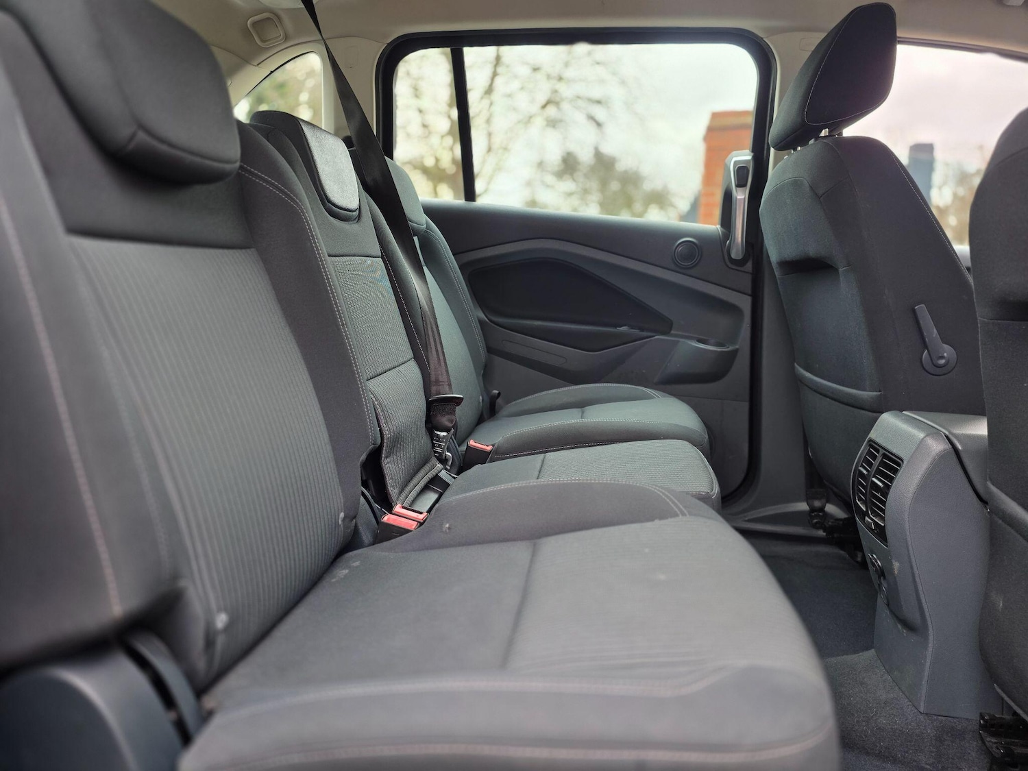 Used Ford Grand C-Max 2014 for sale - 78035056: Photo 13