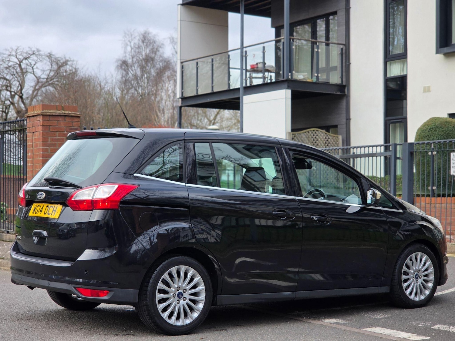Used Ford Grand C-Max 2014 for sale - 78035056: Photo 14