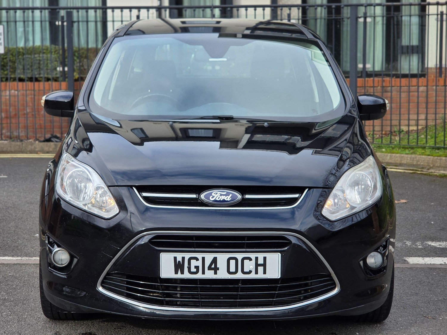 Used Ford Grand C-Max 2014 for sale - 78035056: Photo 2