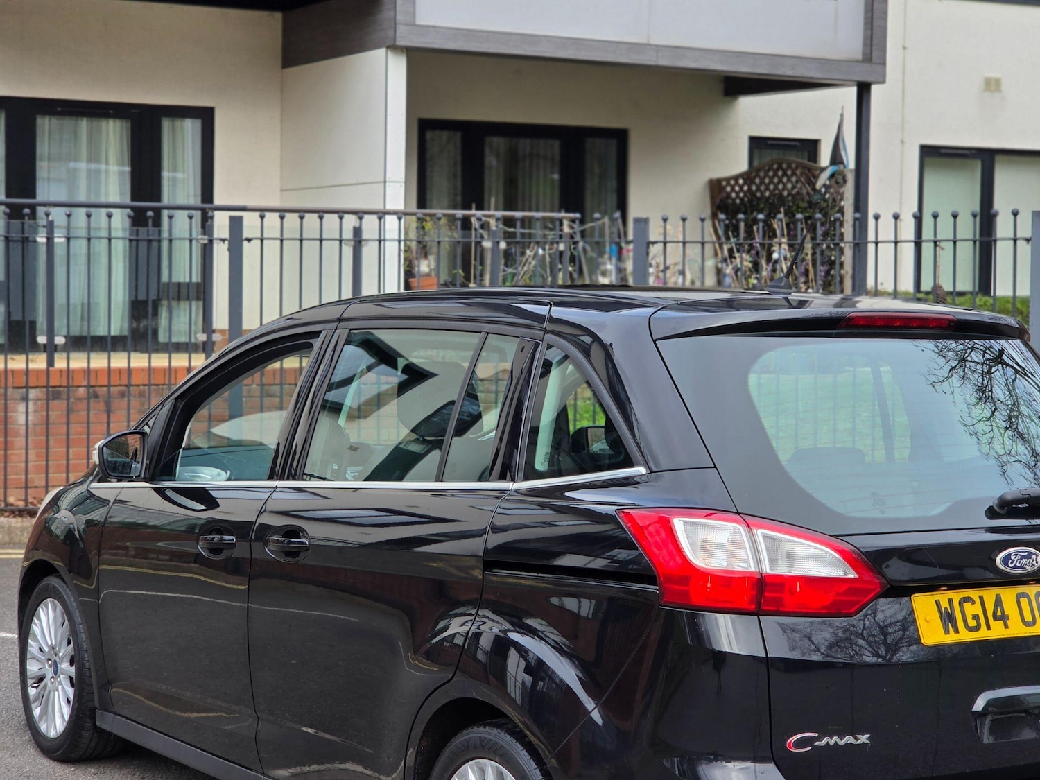 Used Ford Grand C-Max 2014 for sale - 78035056: Photo 37