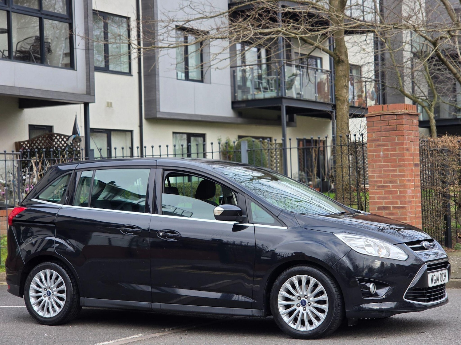 Used Ford Grand C-Max 2014 for sale - 78035056: Photo 46