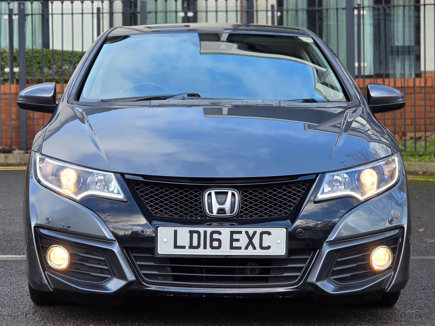 Used Honda Civic 2016 for sale - 76671390: Photo 2