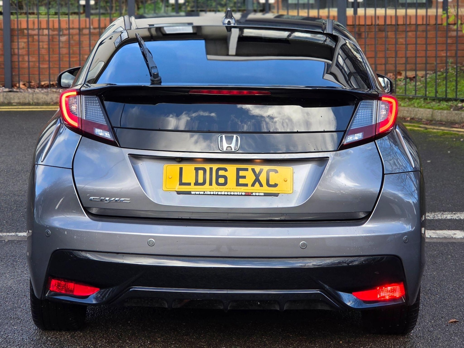 Used Honda Civic 2016 for sale - 76671390: Photo 3