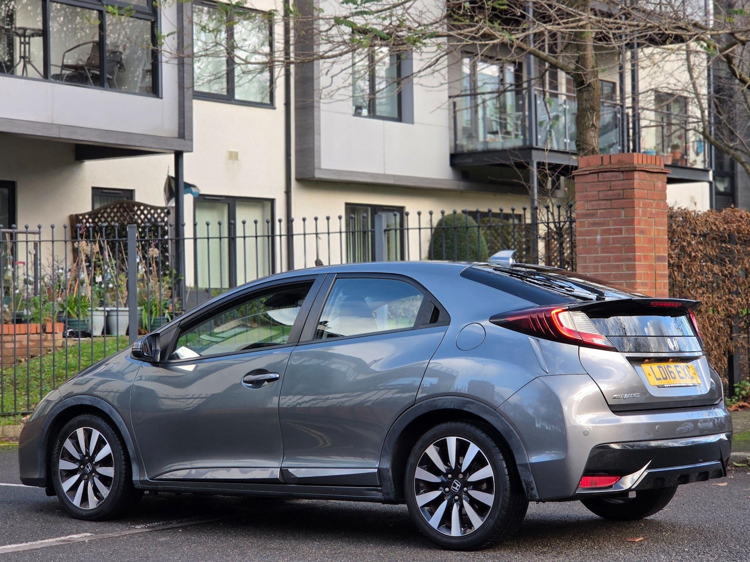 Used Honda Civic 2016 for sale - 76671390: Photo 40