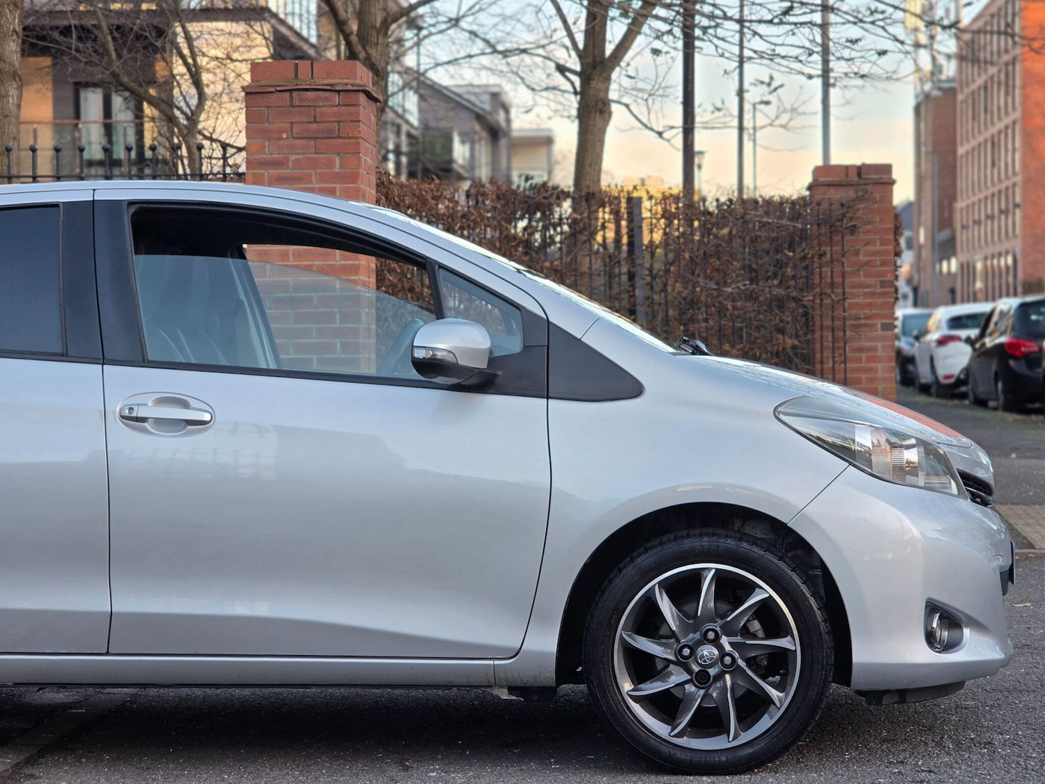 Used Toyota Yaris 2012 for sale - 76645778: Photo 16
