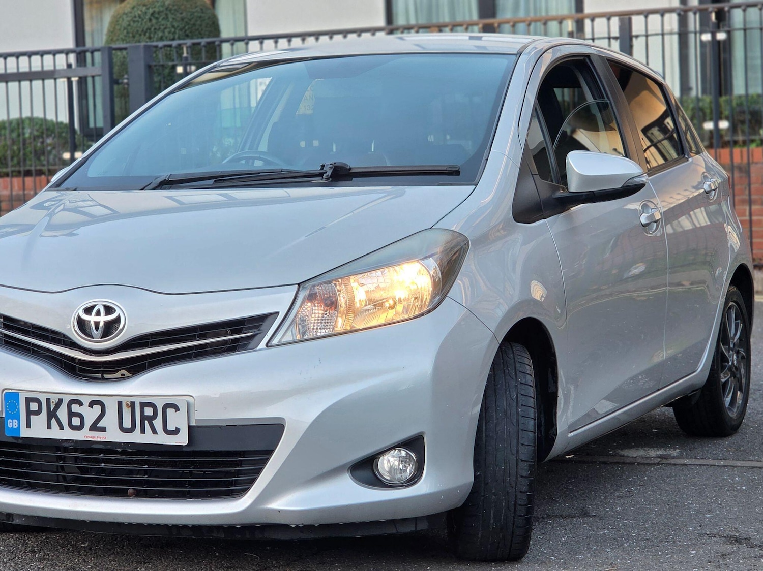 Used Toyota Yaris 2012 for sale - 76645778: Photo 25