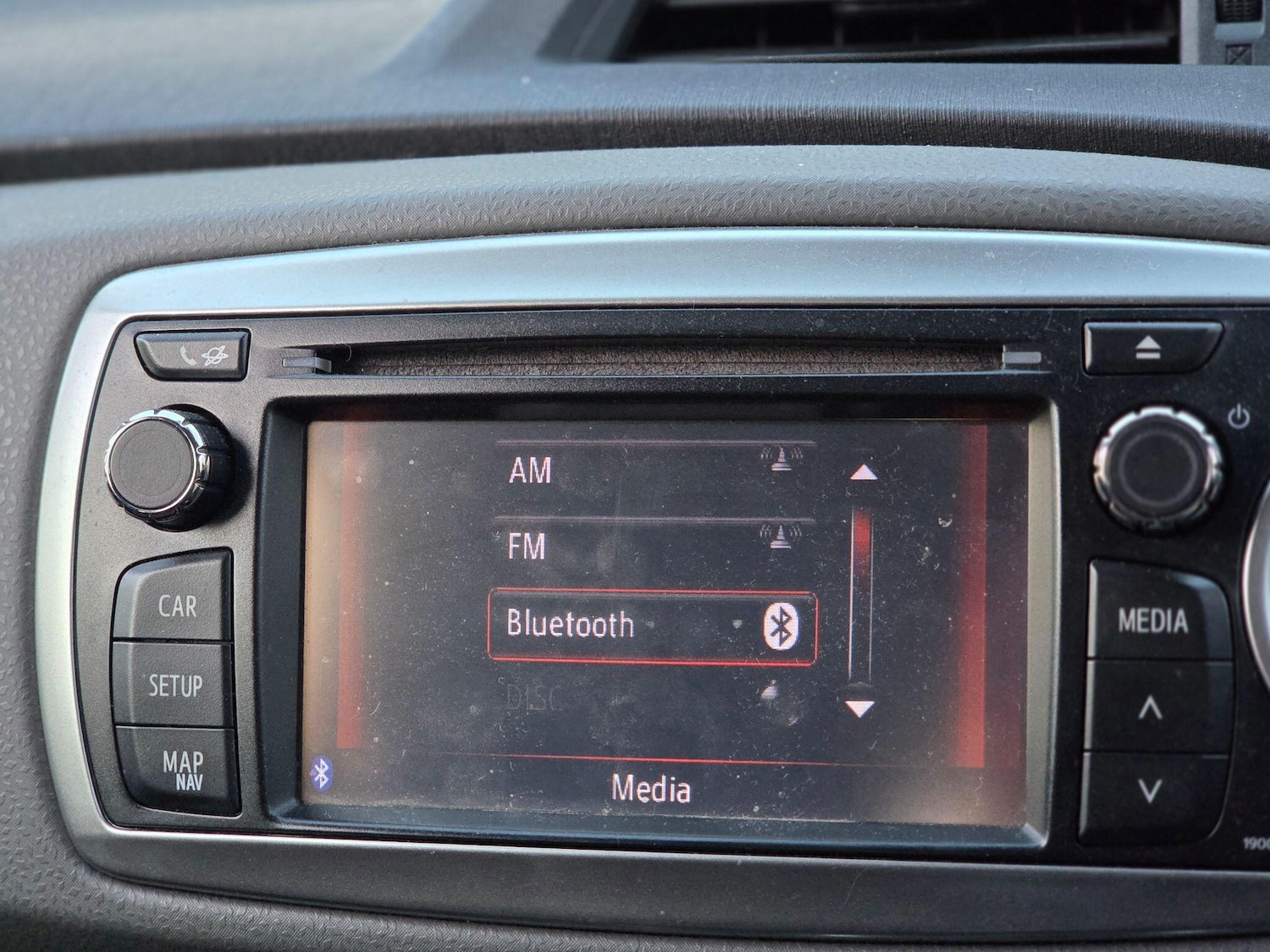 Used Toyota Yaris 2012 for sale - 76645778: Photo 26