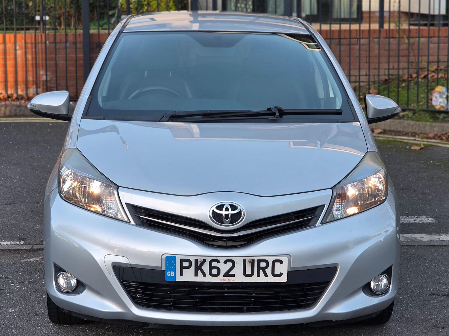 Used Toyota Yaris 2012 for sale - 76645778: Photo 31
