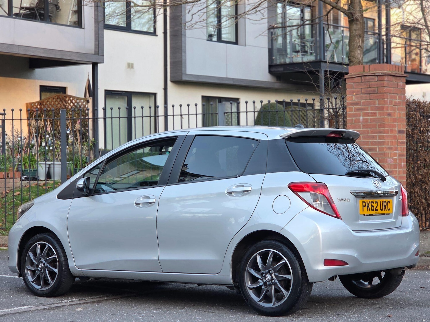 Used Toyota Yaris 2012 for sale - 76645778: Photo 35