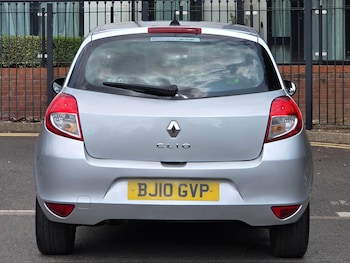 Used Renault Clio 2010 for sale - 75540340: Photo