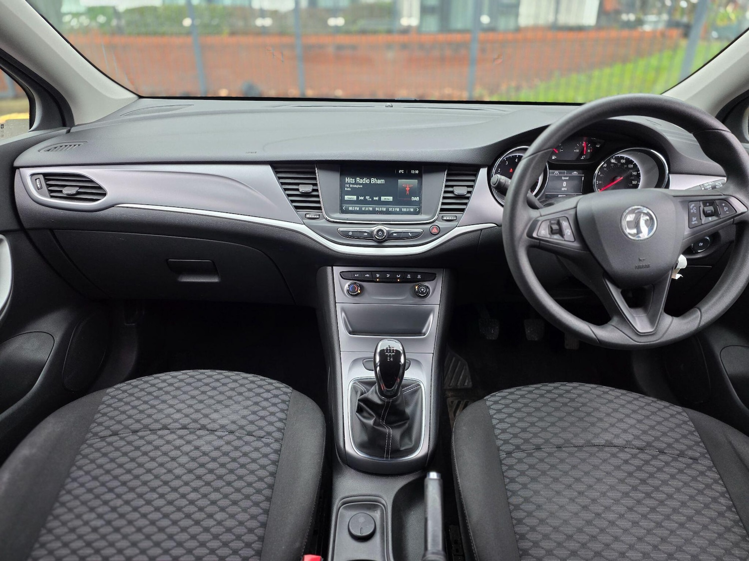 Used Vauxhall Astra for sale - 77611746: Photo 5