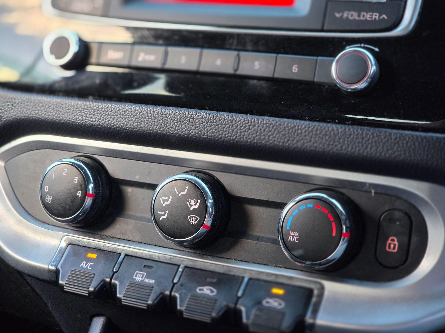 Used Kia Rio 2015 for sale - 76801600: Photo 25