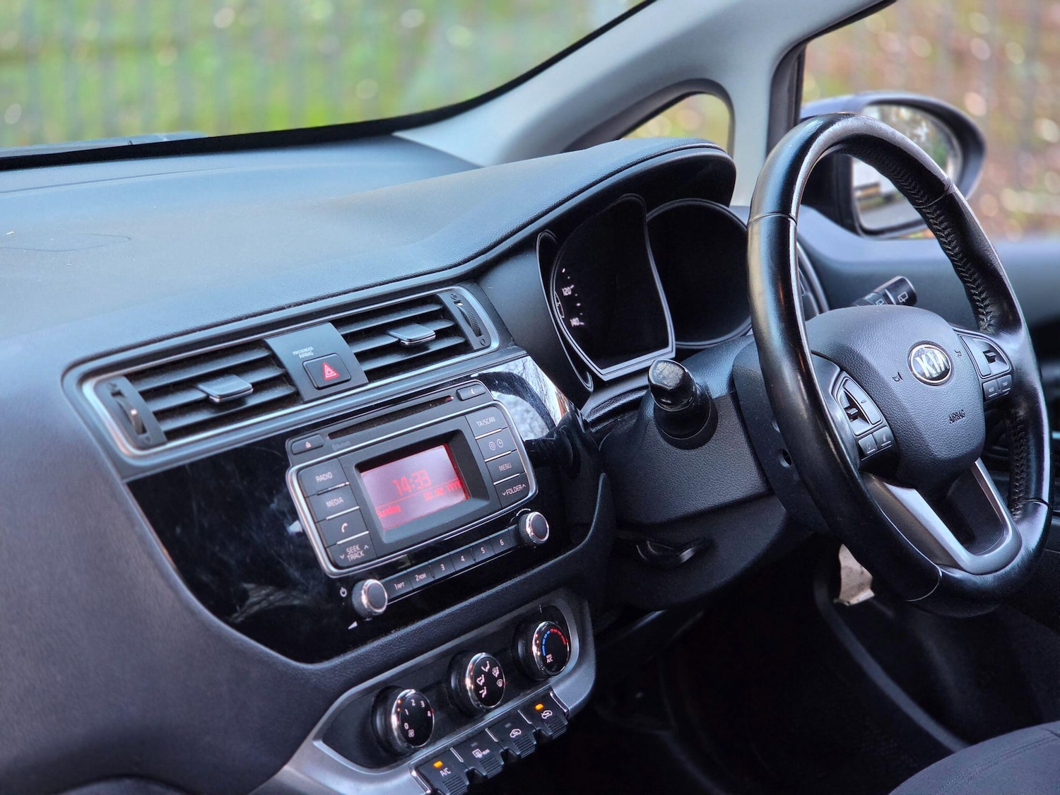 Used Kia Rio 2015 for sale - 76801600: Photo 40