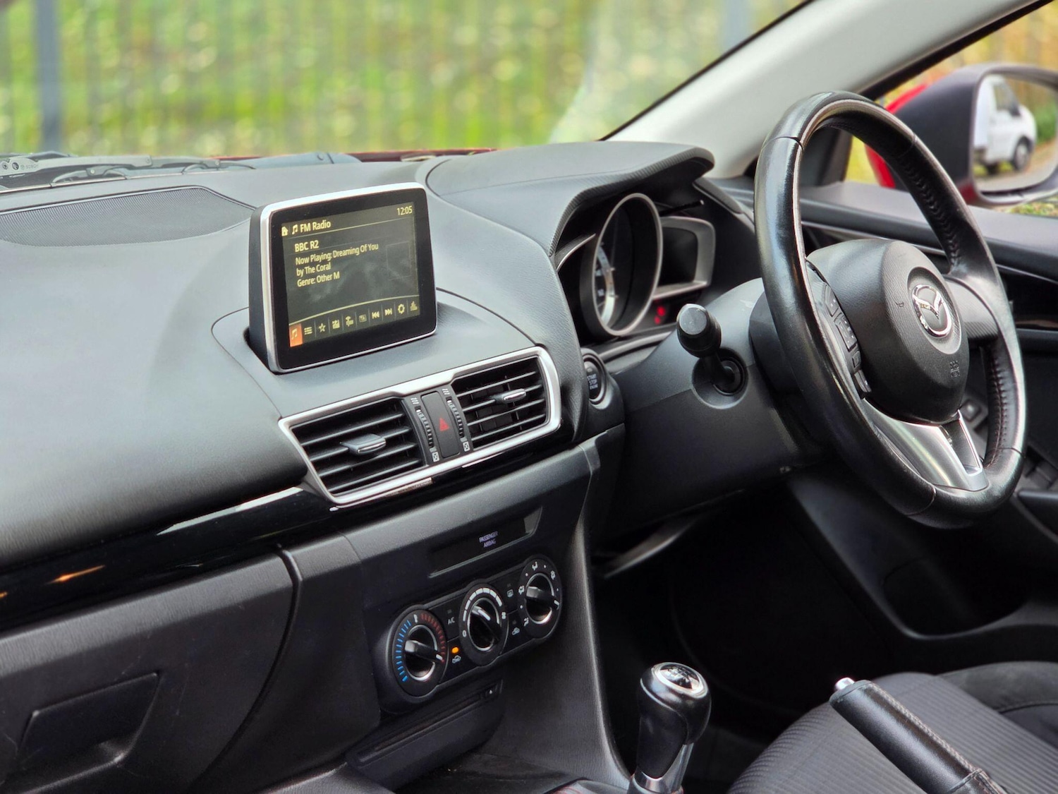 Used Mazda Mazda3 2015 for sale - 76521853: Photo 46