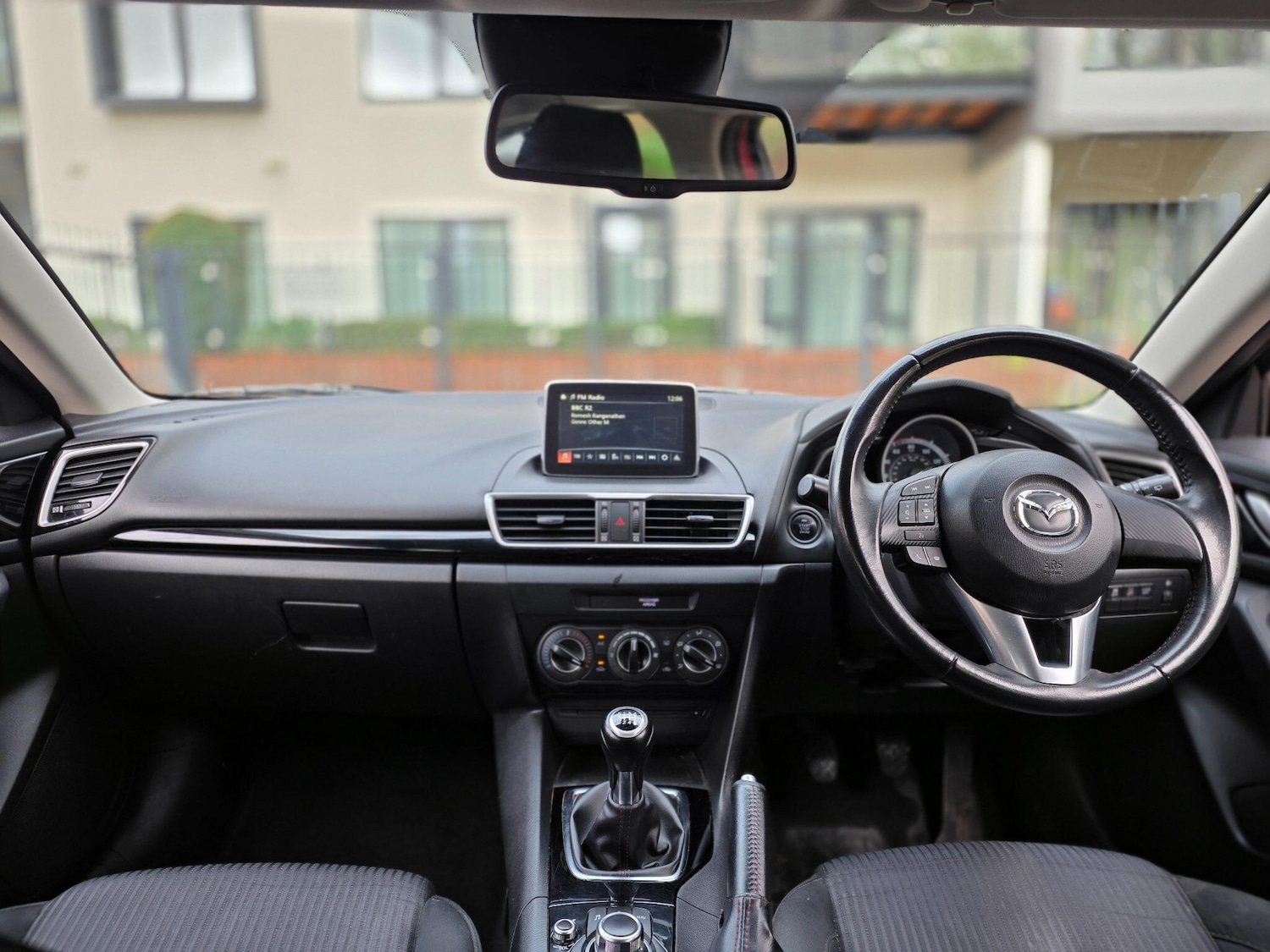 Used Mazda Mazda3 2015 for sale - 76521853: Photo 5