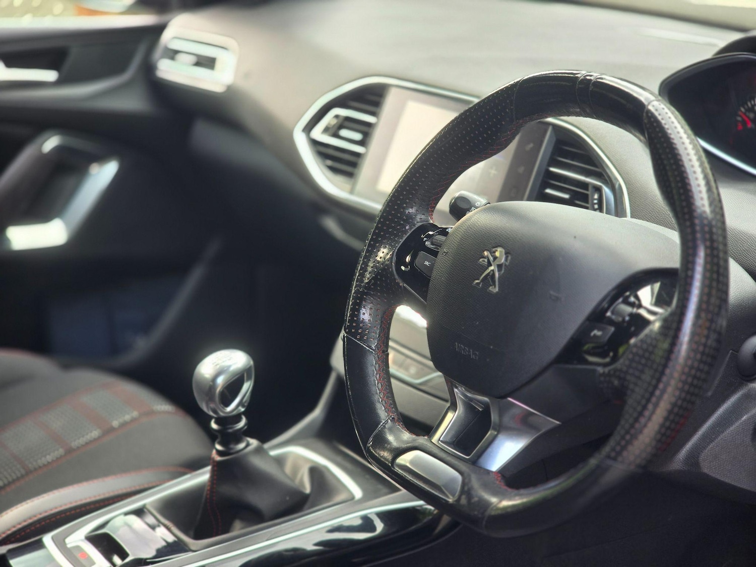 Used Peugeot 308 for sale - 77484622: Photo 35