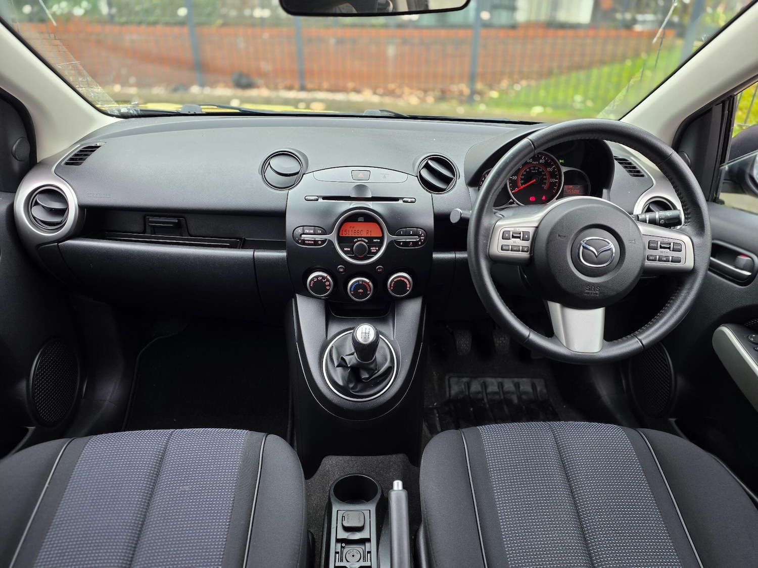 Used Mazda Mazda2 2010 for sale - 77633662: Photo 15