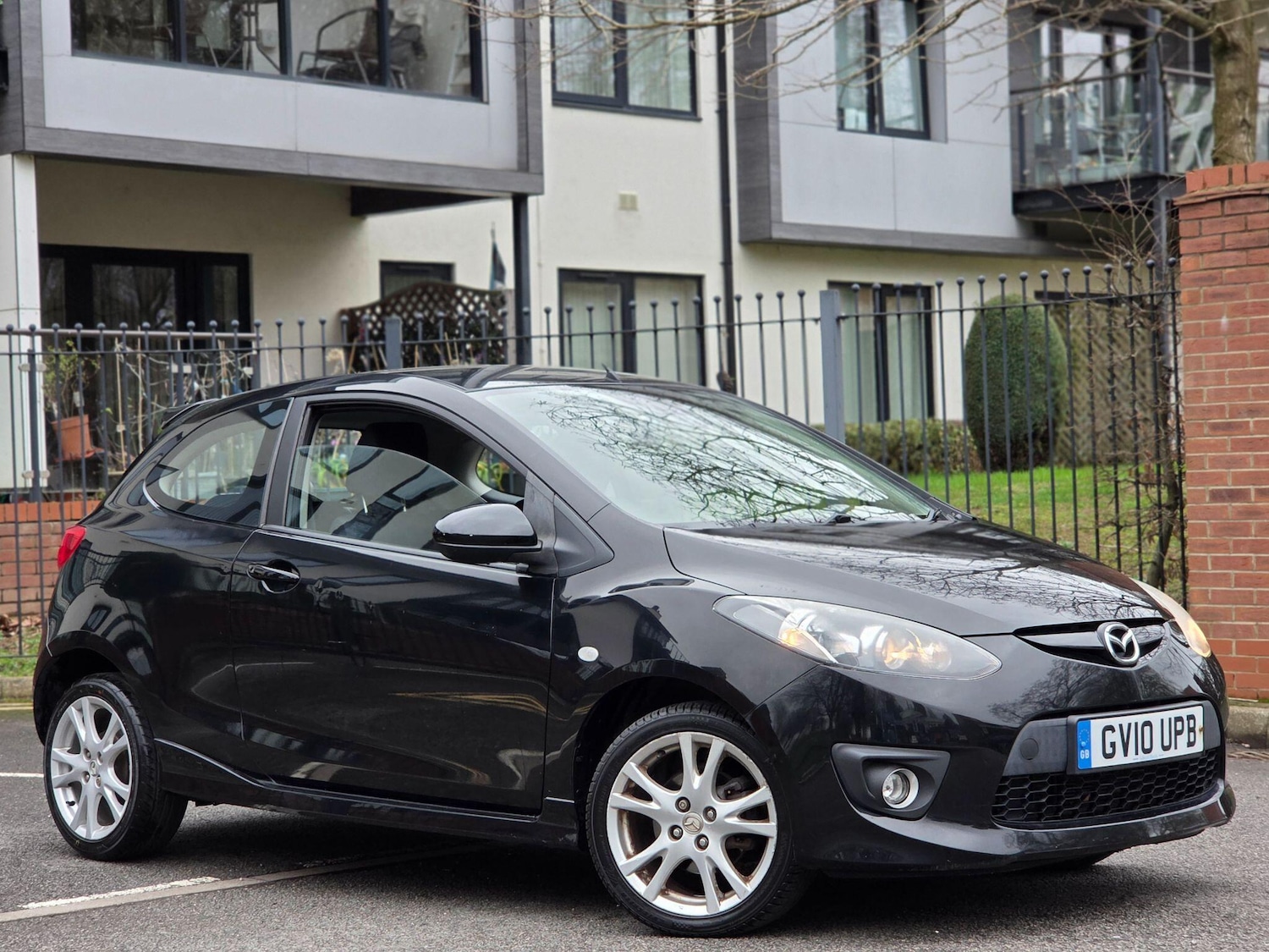 Used Mazda Mazda2 2010 for sale - 77633662: Photo 49
