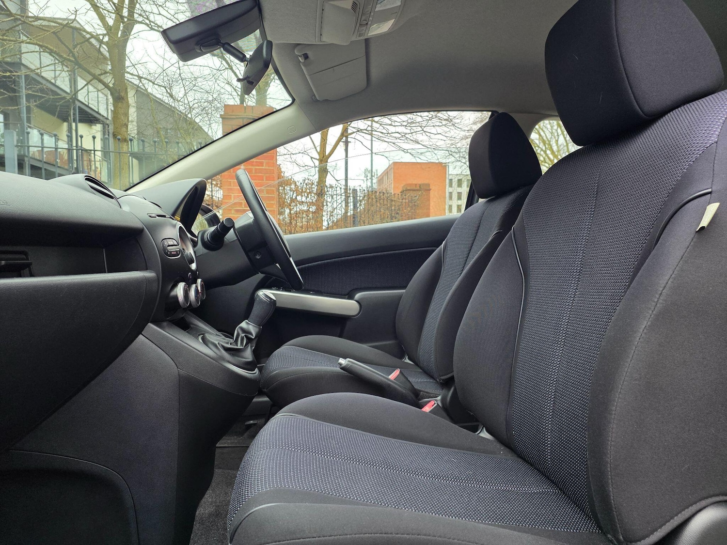 Used Mazda Mazda2 2010 for sale - 77633662: Photo 9