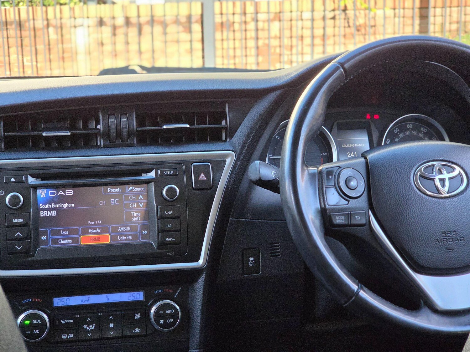 Used Toyota Auris 2013 for sale - 76671600: Photo 42