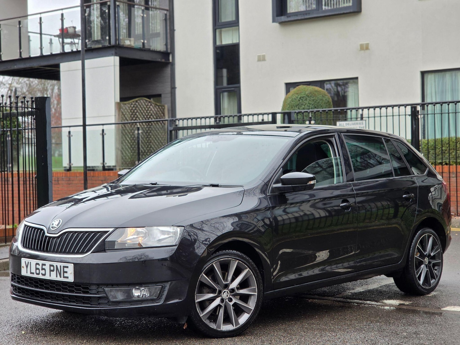 Used Skoda Rapid Spaceback 2016 for sale - 76926090: Photo 4