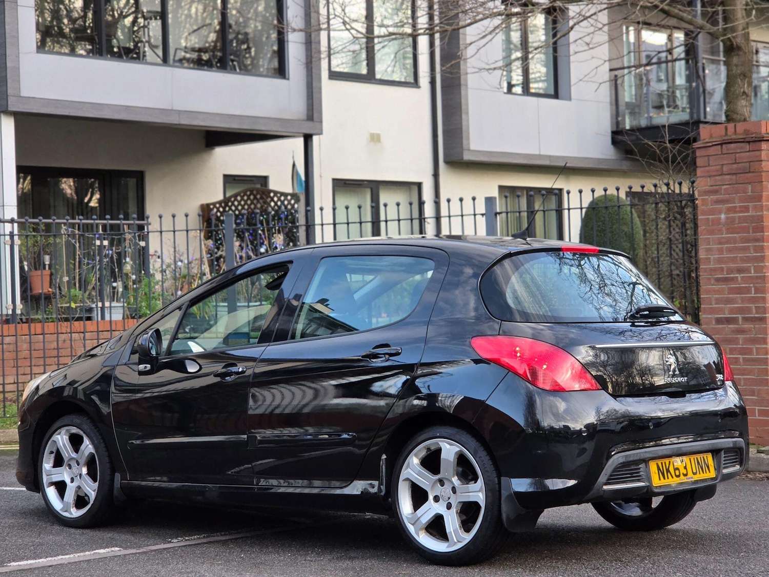 Used Peugeot 308 2013 for sale - 76942490: Photo 10