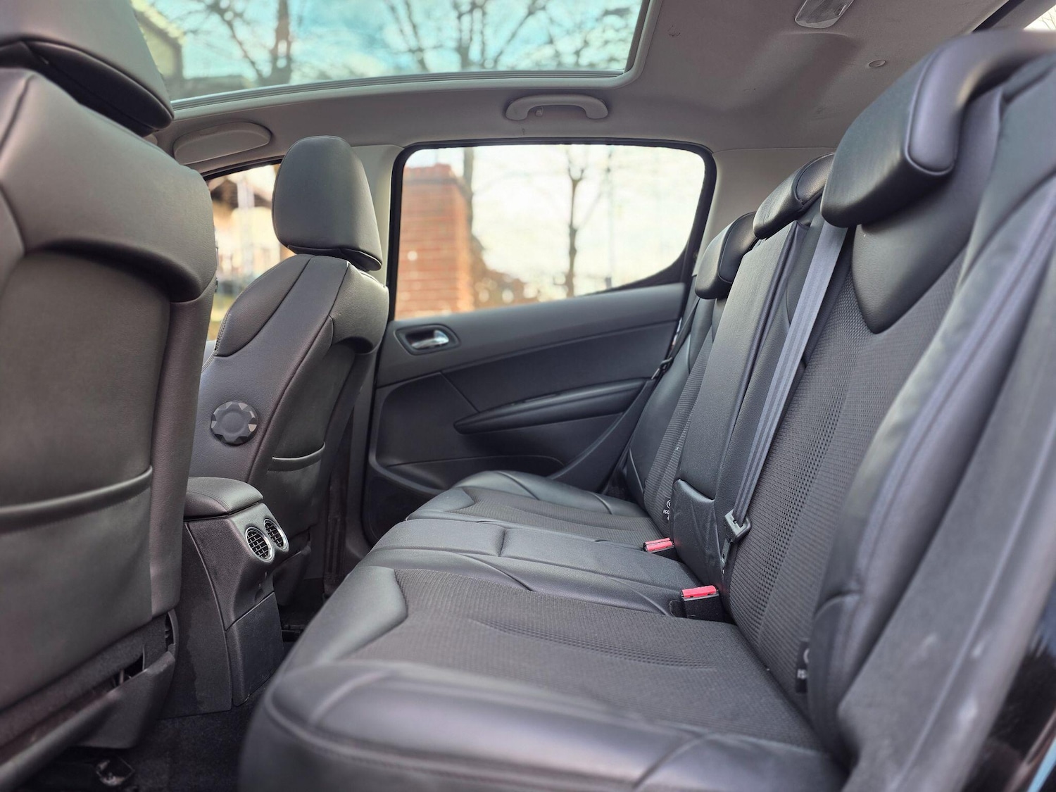 Used Peugeot 308 2013 for sale - 76942490: Photo 13