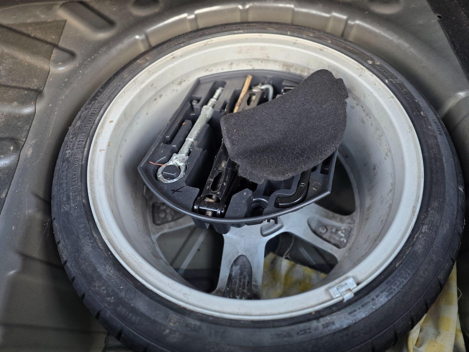 Used Peugeot 308 2013 for sale - 76942490: Photo 23