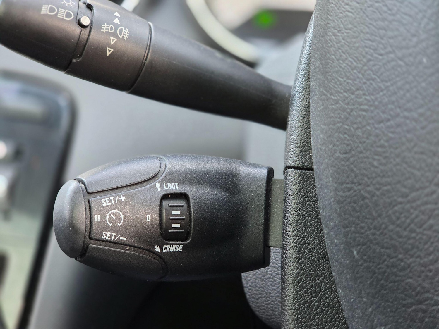 Used Peugeot 308 2013 for sale - 76942490: Photo 33