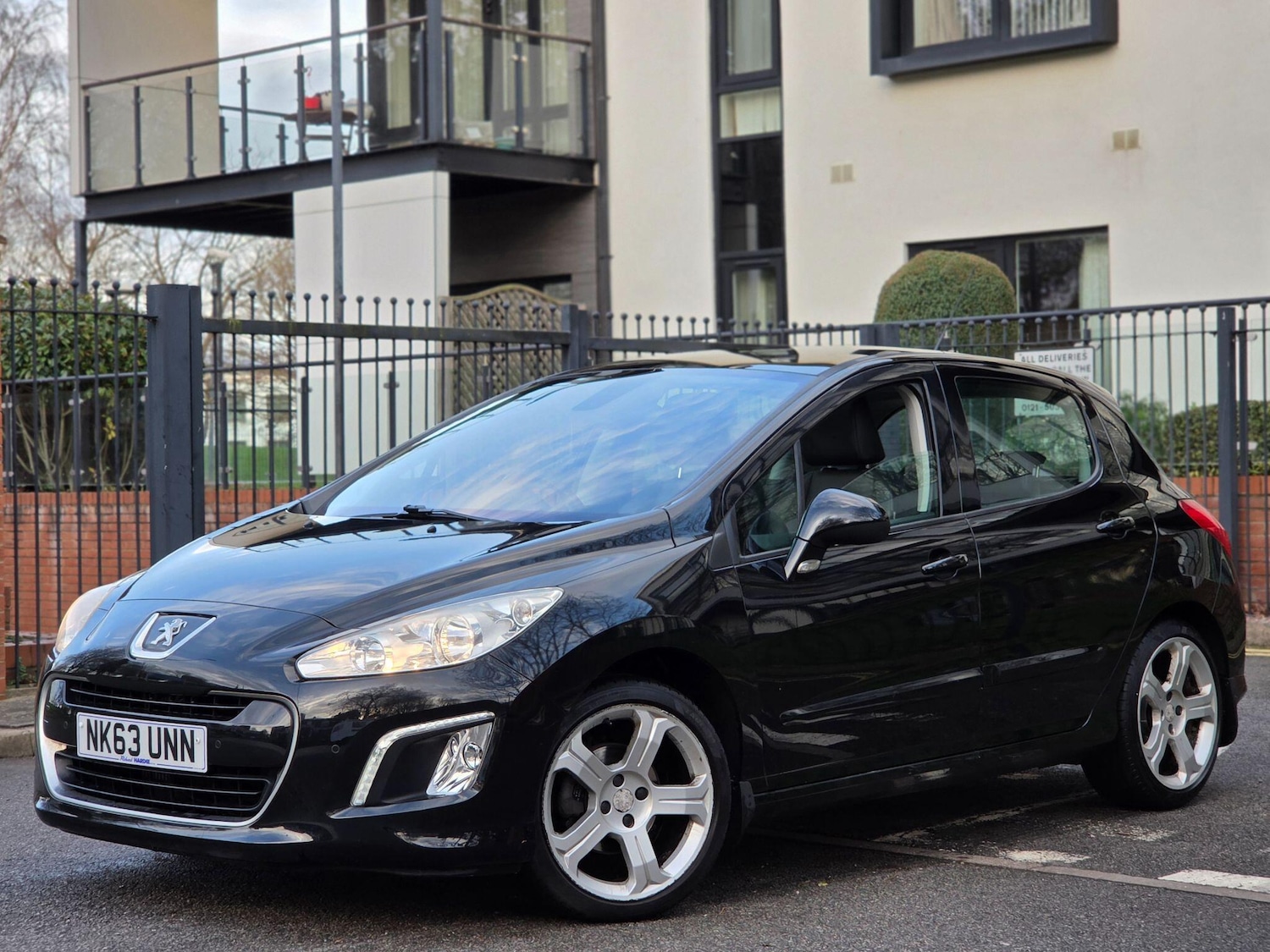 Used Peugeot 308 2013 for sale - 76942490: Photo 38