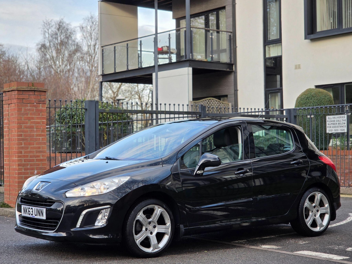 Used Peugeot 308 2013 for sale - 76942490: Photo 4