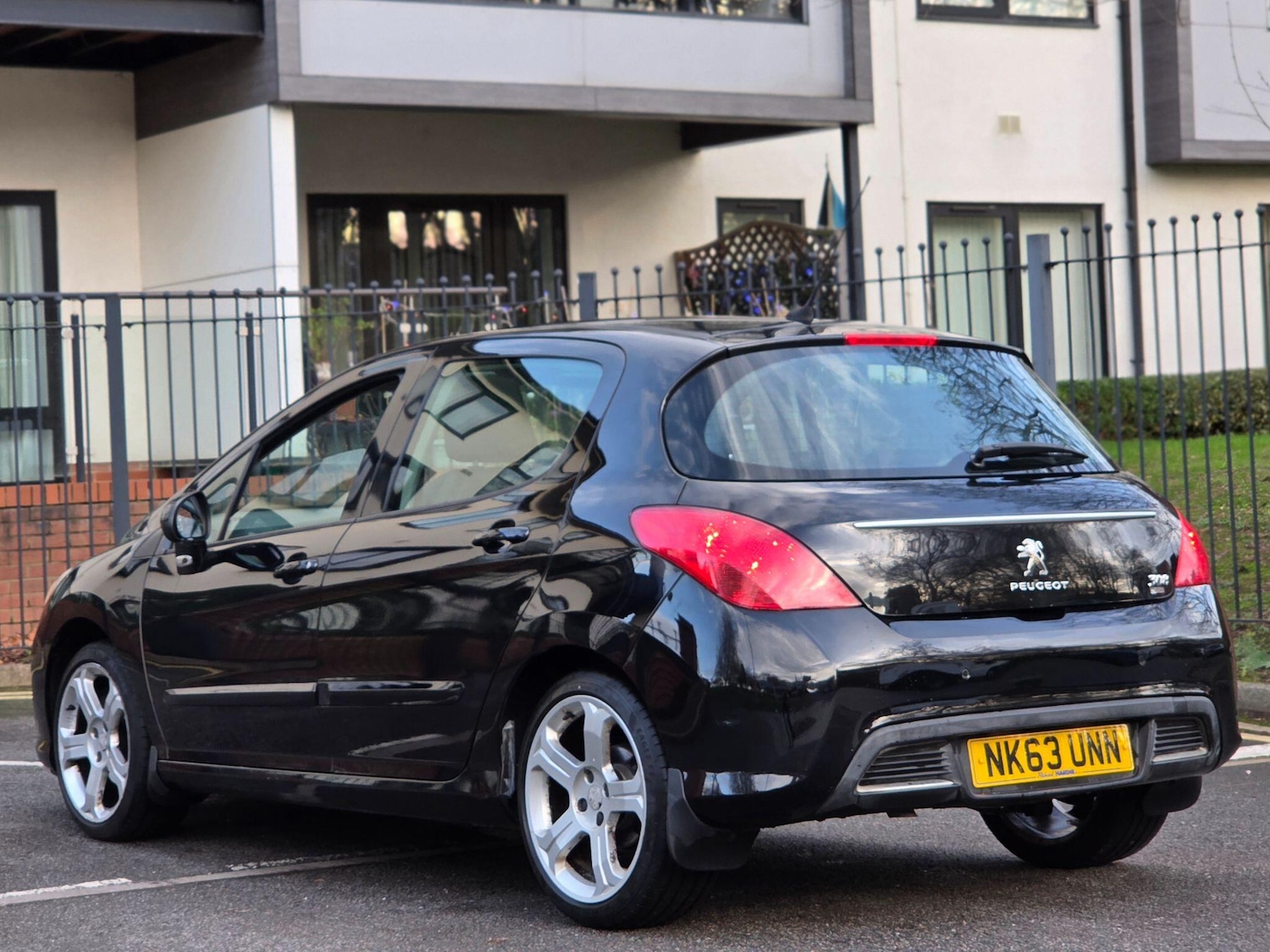Used Peugeot 308 2013 for sale - 76942490: Photo 40
