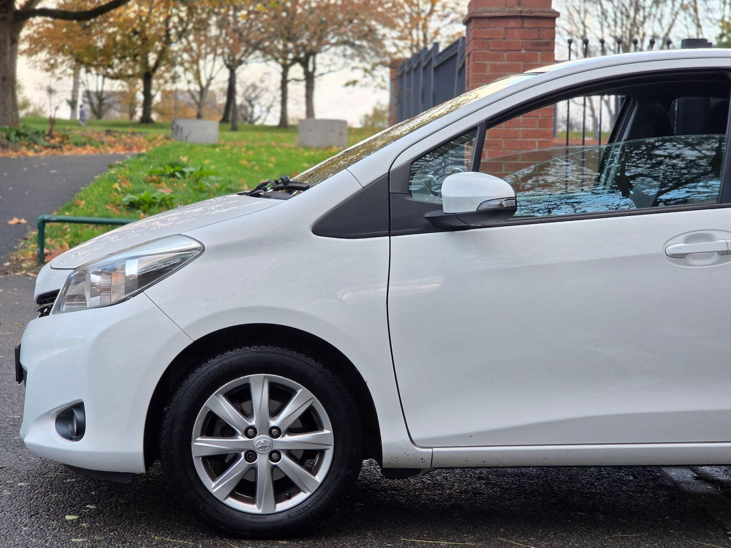 Used Toyota Yaris 2013 for sale - 76432759: Photo 18