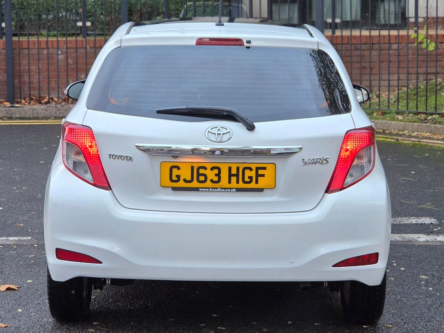 Used Toyota Yaris 2013 for sale - 76432759: Photo 43