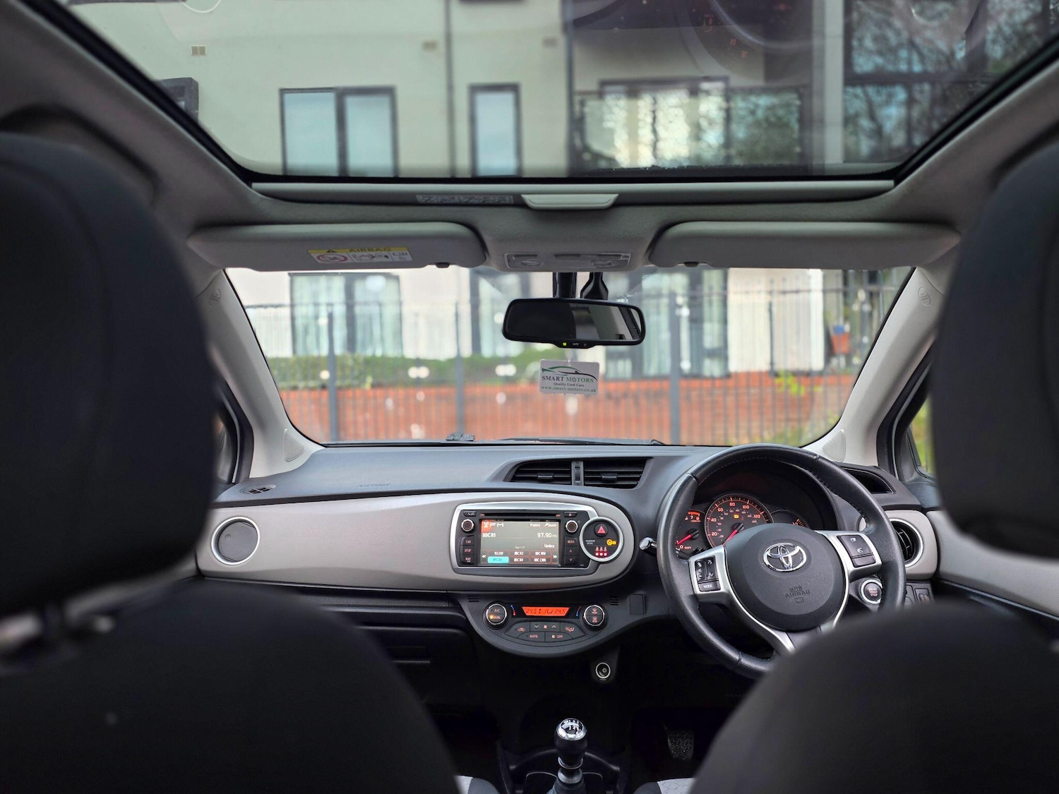 Used Toyota Yaris 2013 for sale - 76432759: Photo 44