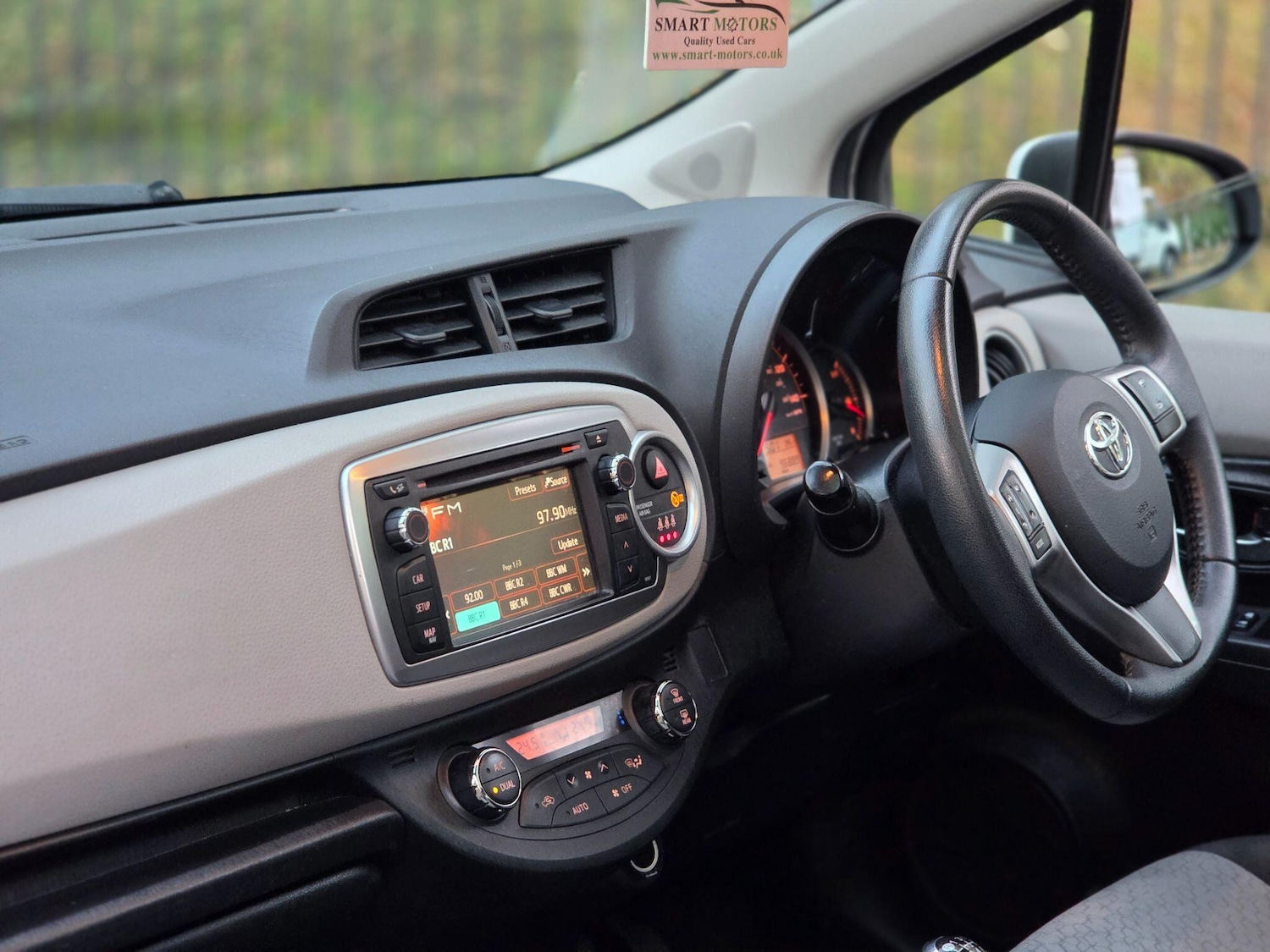 Used Toyota Yaris 2013 for sale - 76432759: Photo 46