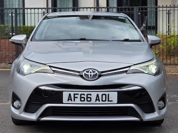 Used Toyota Avensis 2016 for sale - 79609665: Photo
