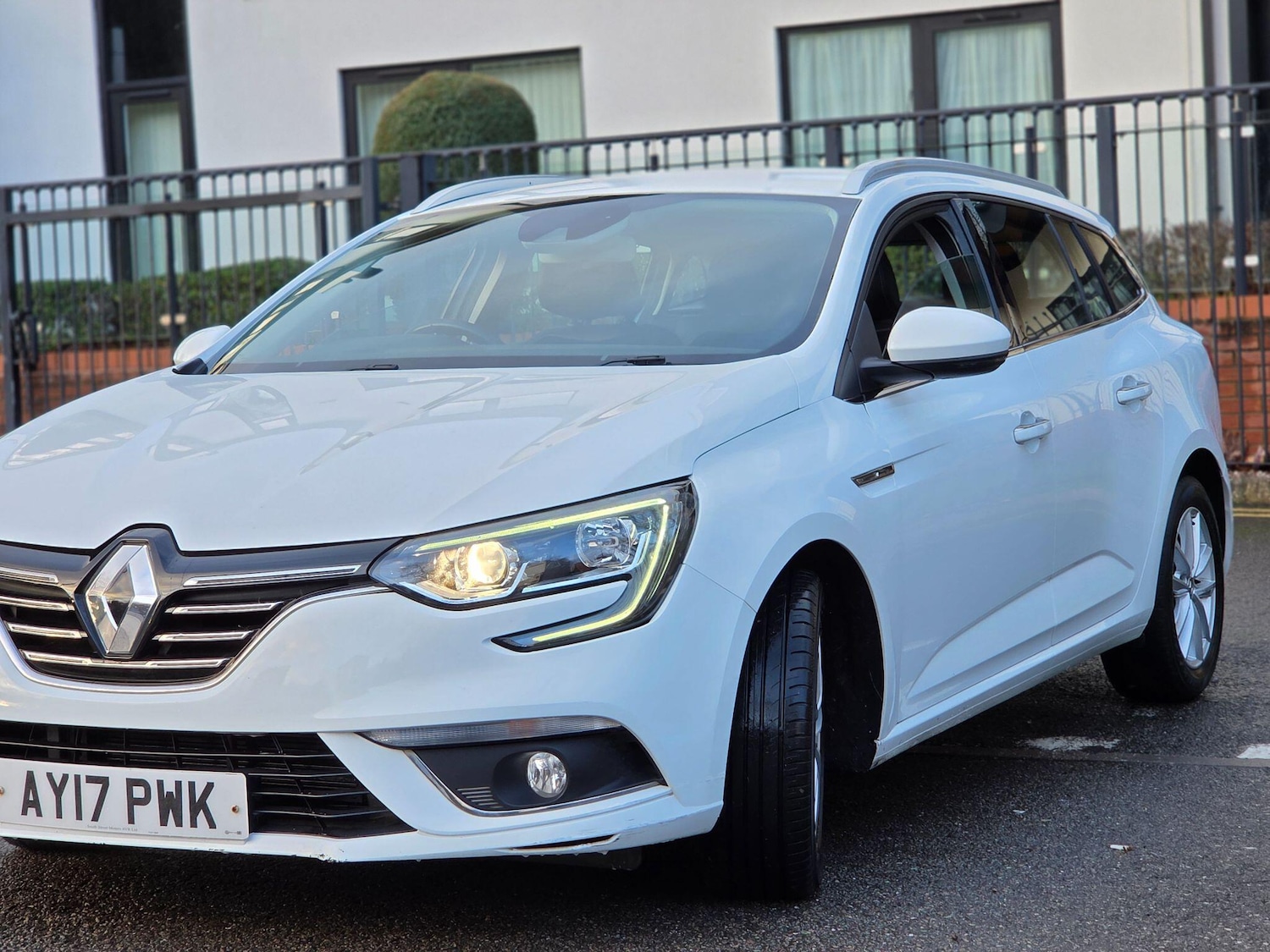 Used Renault Megane for sale - 77538151: Photo 26