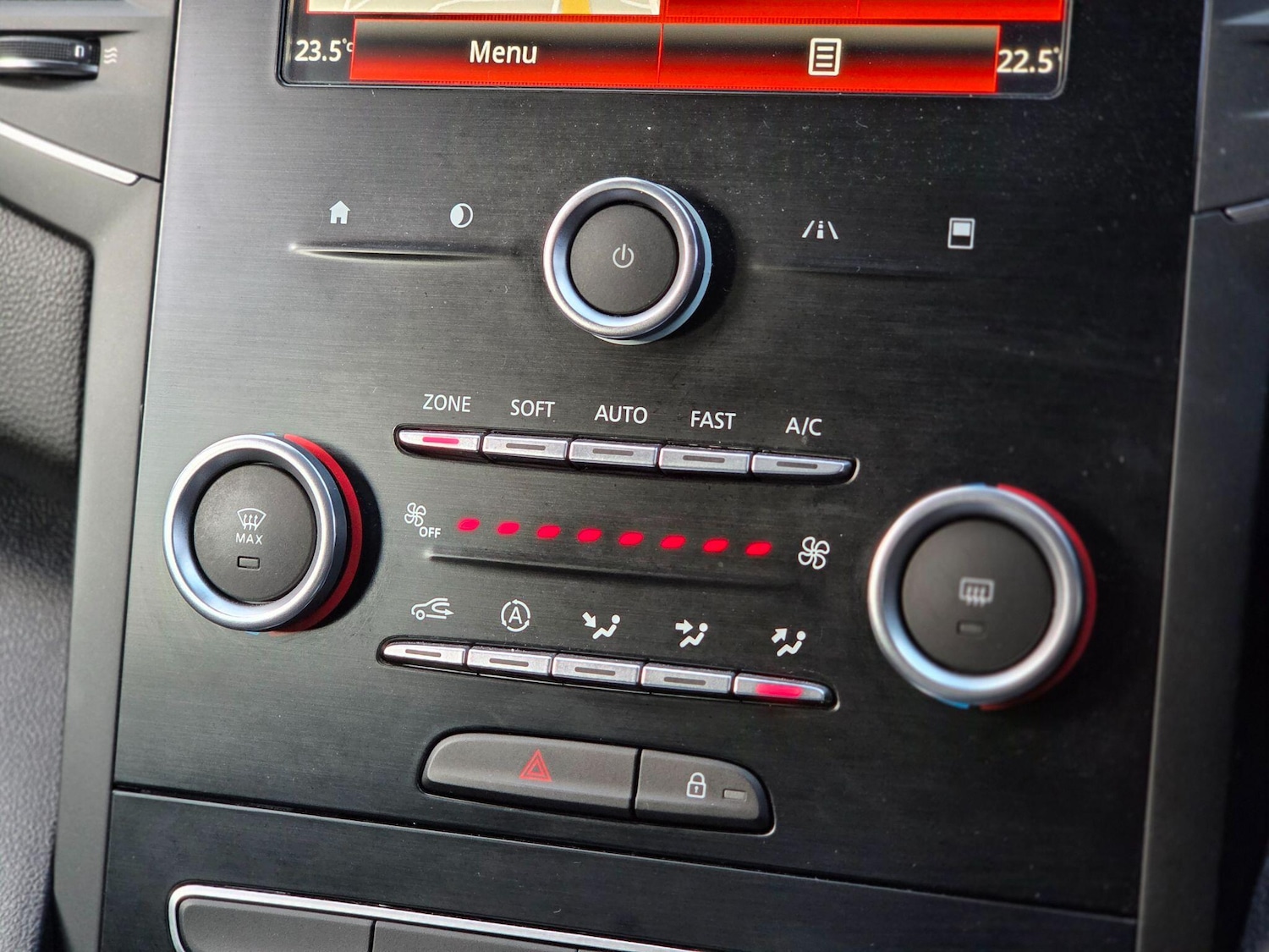 Used Renault Megane for sale - 77538151: Photo 31