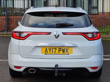 Used Renault Megane 2017 for sale - 77538151: Photo