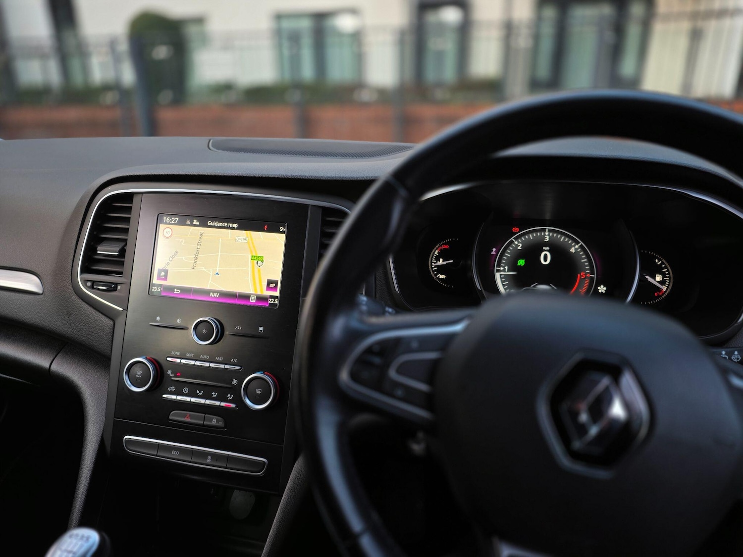 Used Renault Megane for sale - 77538151: Photo 42