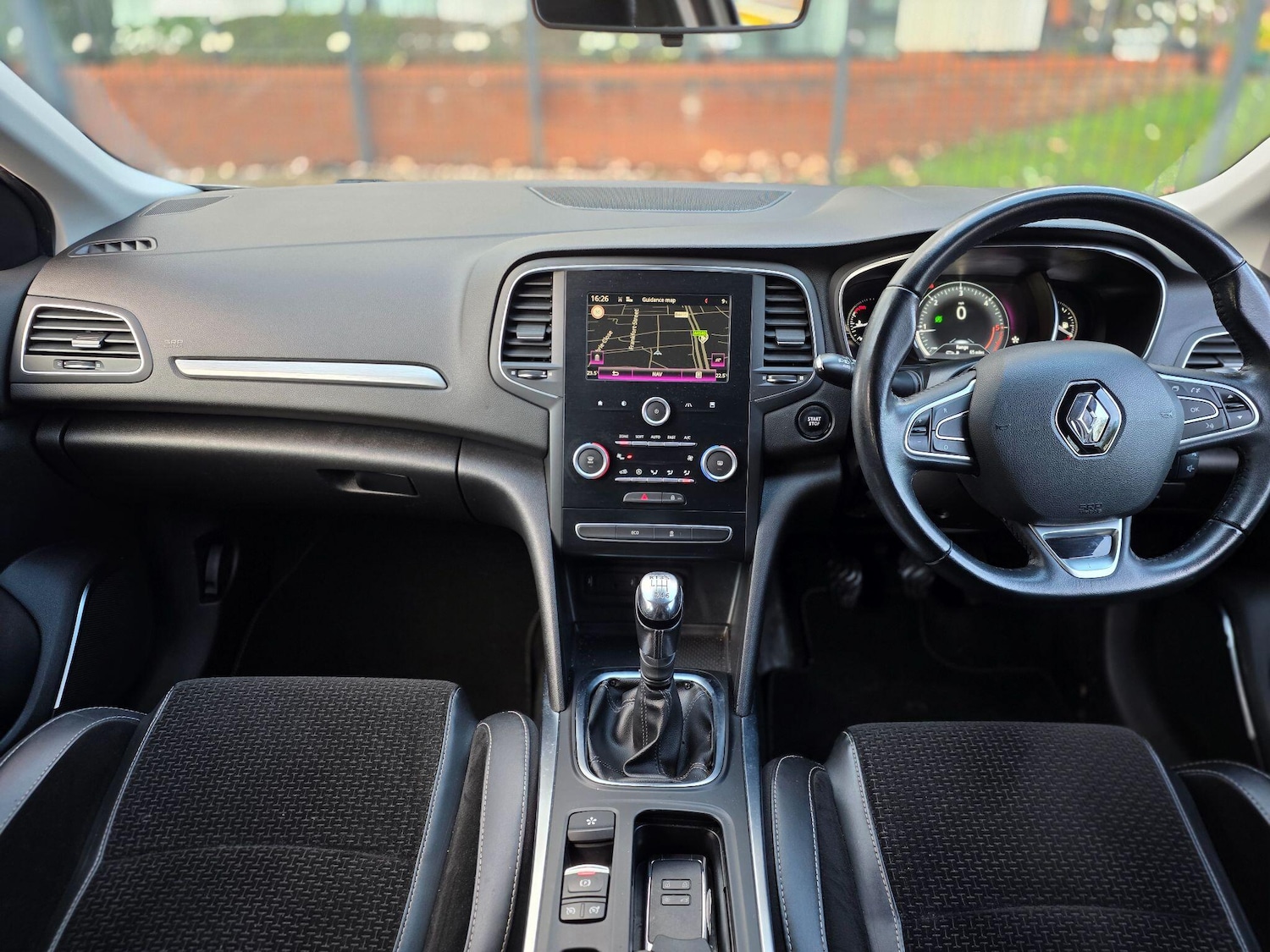 Used Renault Megane for sale - 77538151: Photo 5