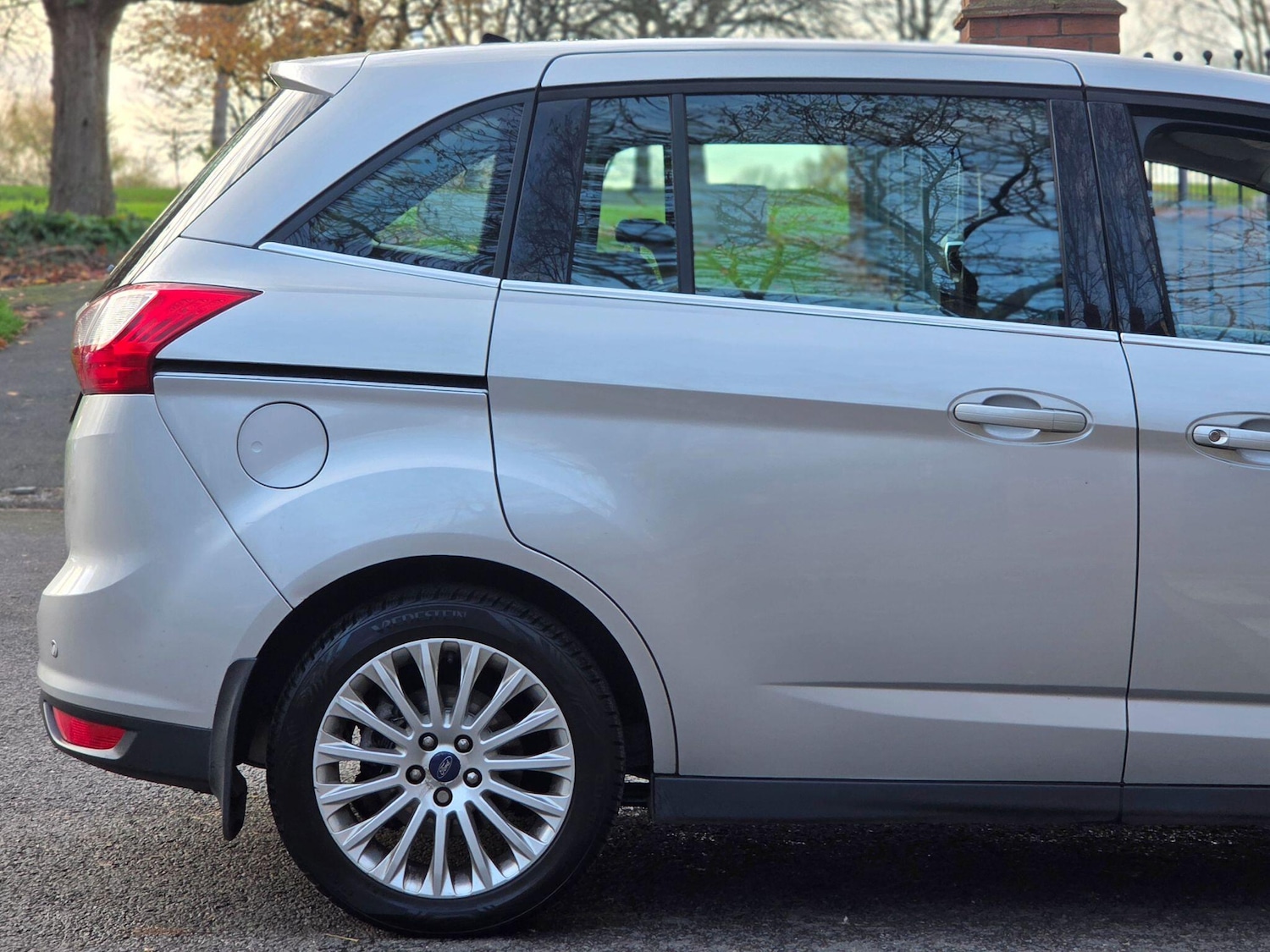 Used Ford Grand C-Max for sale - 76573010: Photo 32