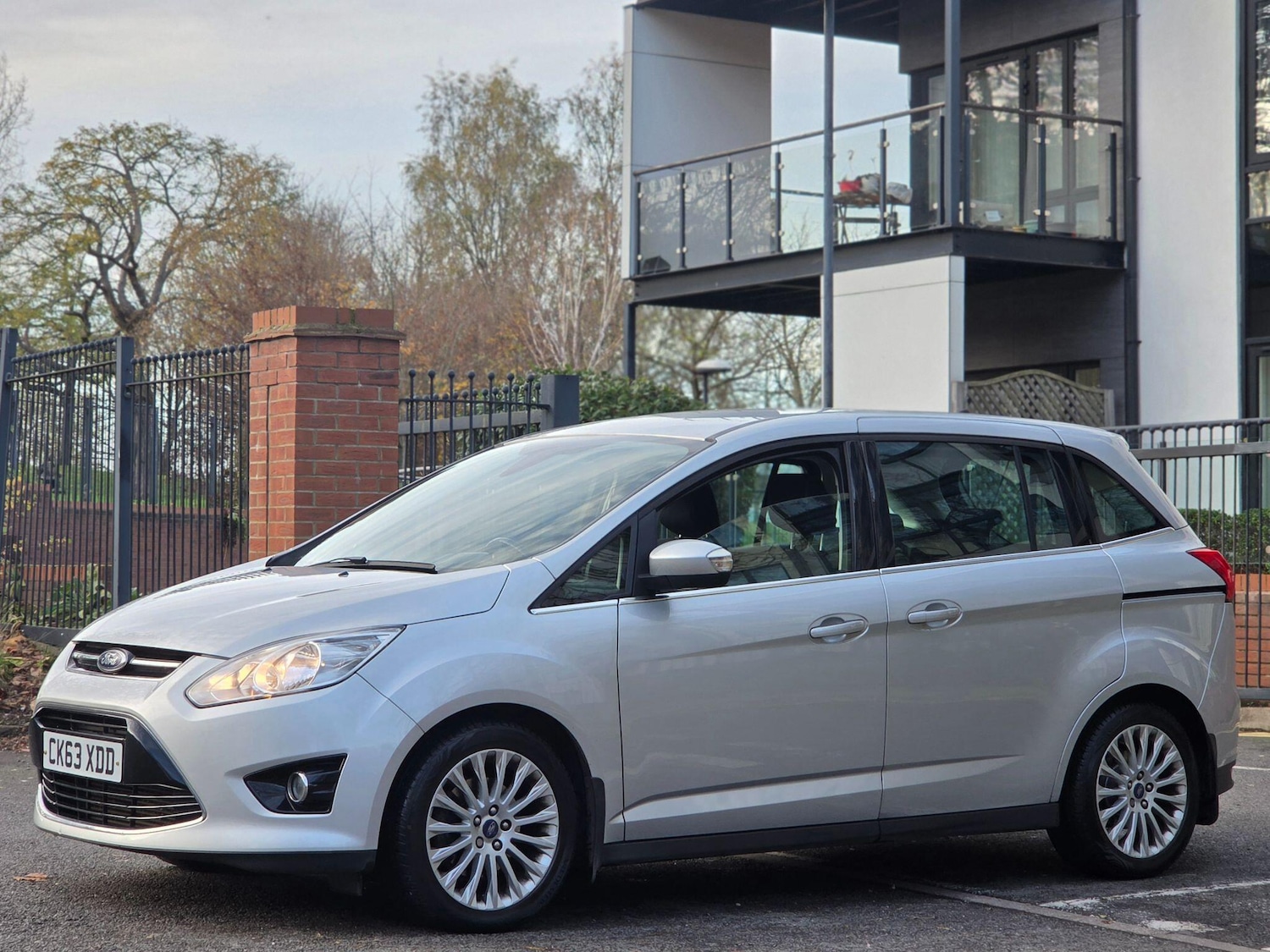 Used Ford Grand C-Max for sale - 76573010: Photo 44