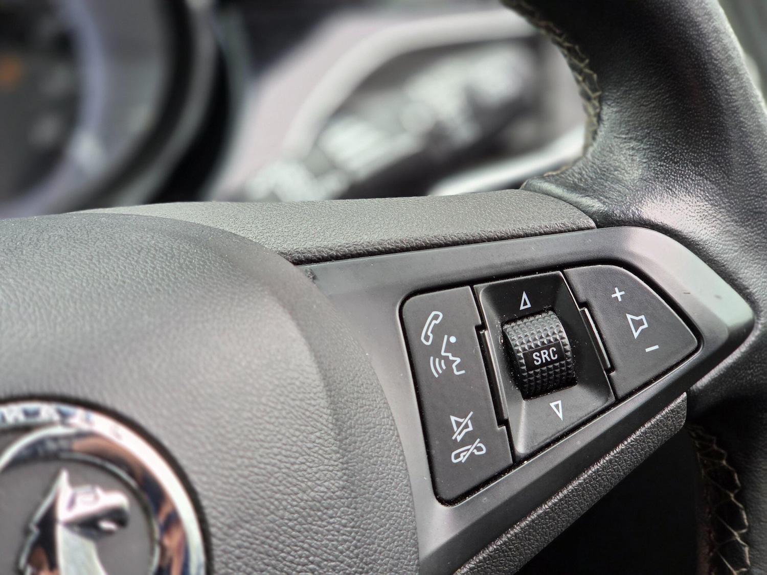 Used Vauxhall Astra 2016 for sale - 78100070: Photo 36