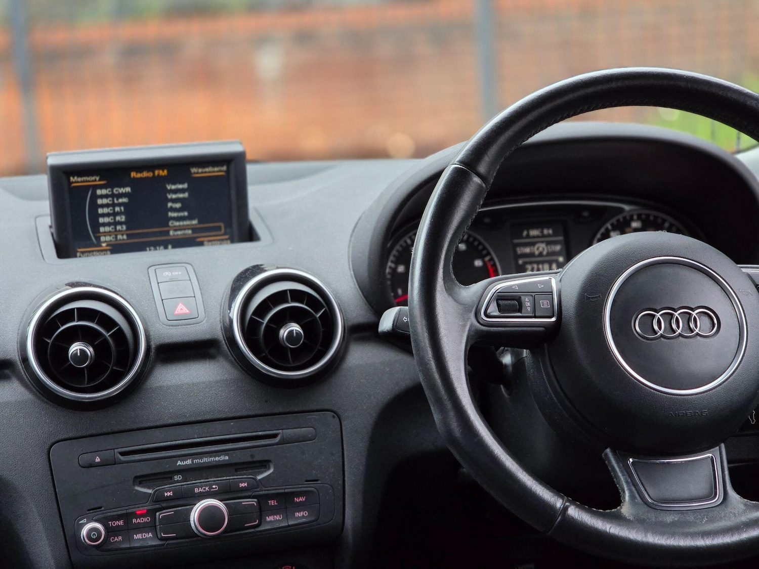 Used Audi A1 2014 for sale - 77315116: Photo 38