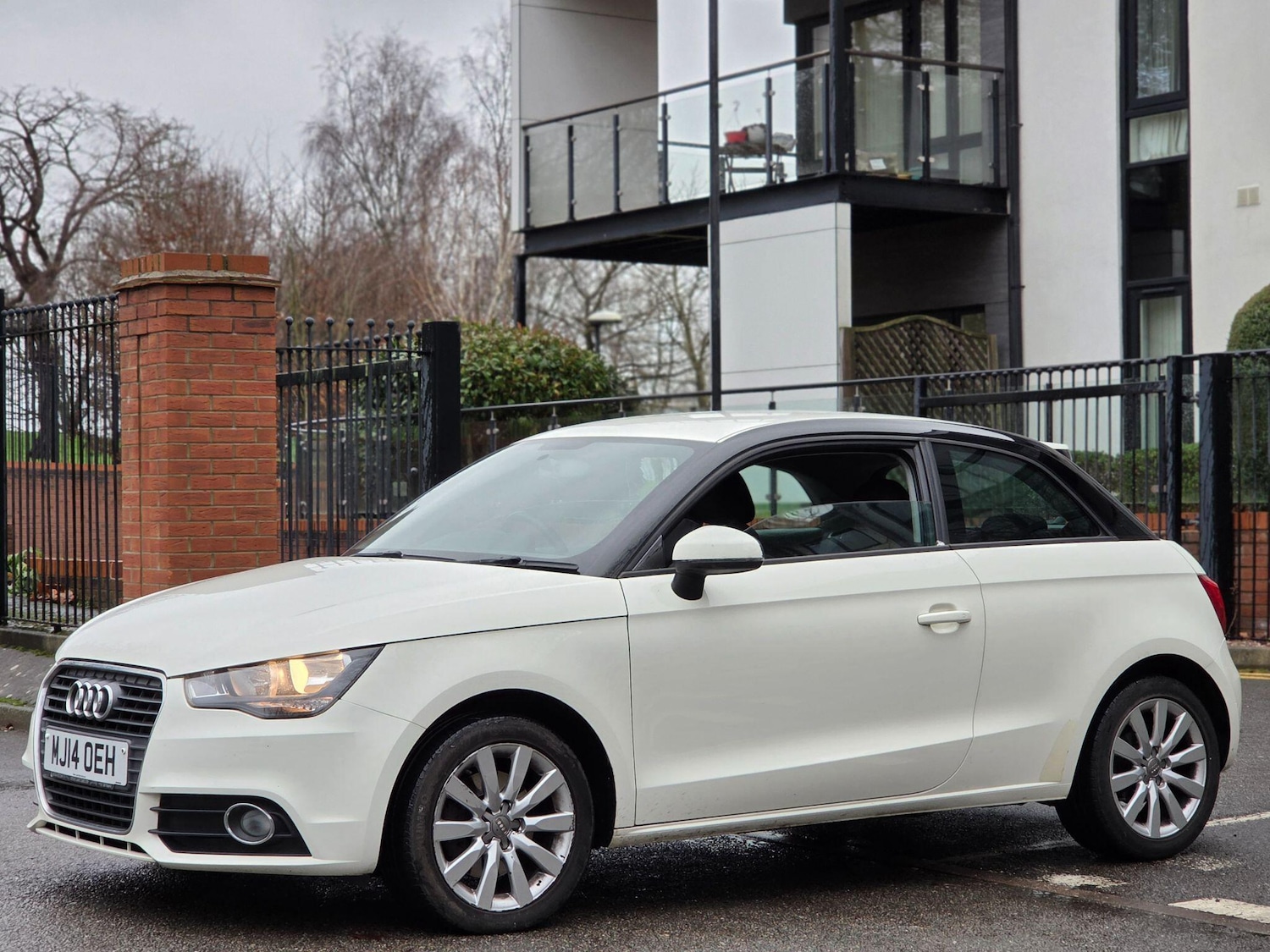 Used Audi A1 2014 for sale - 77315116: Photo 4